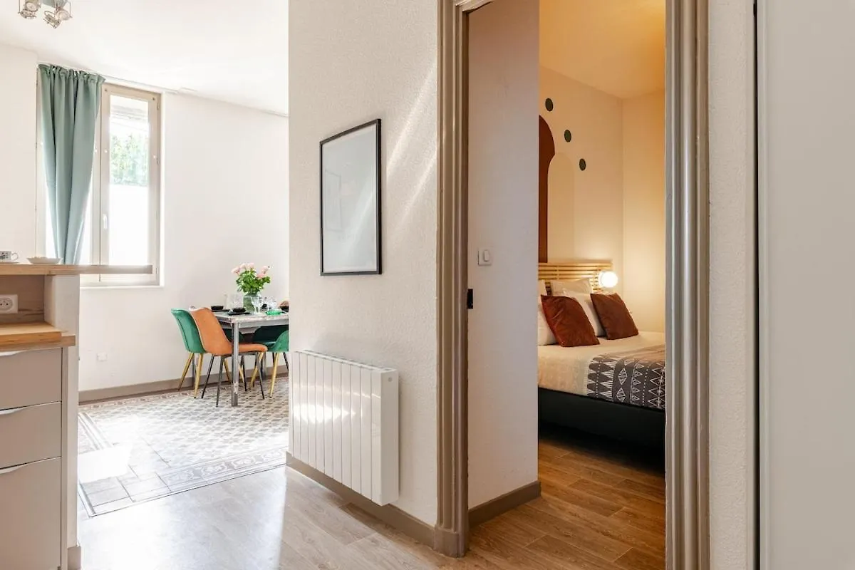 Jade Super Cozy Apartment With Free Parking Roanne